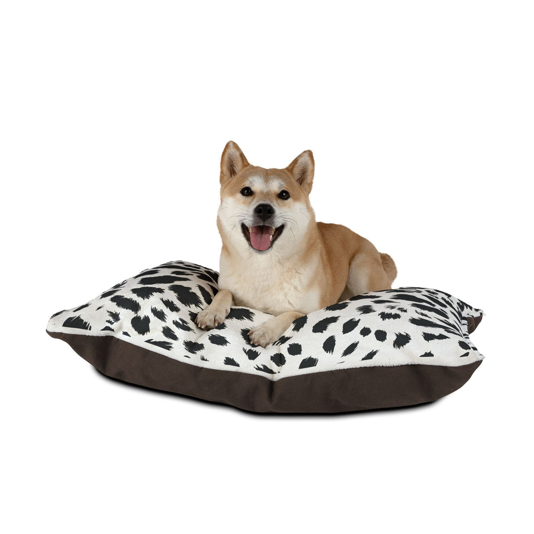 Soft and cozy personalized pet bed with bold leopard print design